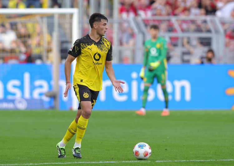 球探体育比分直播-激活条款！DO：切尔西已正式将20岁后卫安塞尔米诺从多特召回